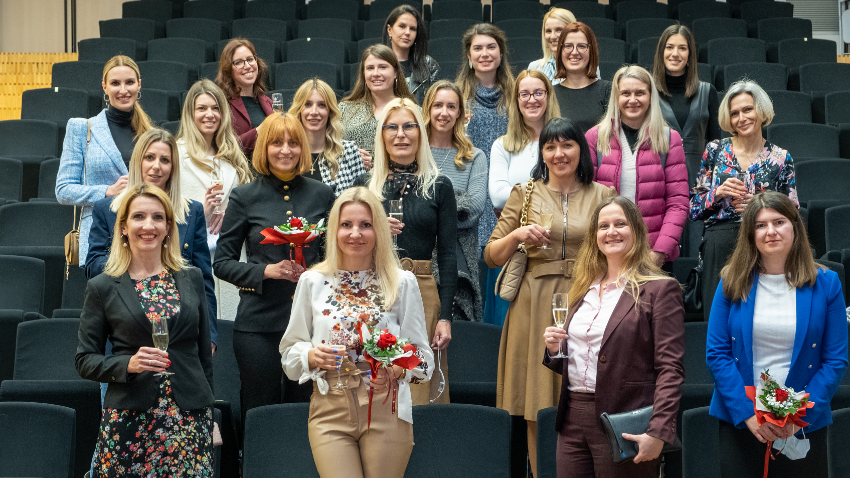 Svečano događanje i osnivanje Hrvatske udruge sveučilišnih žena